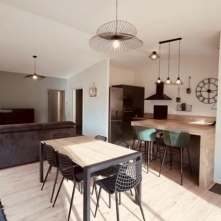 וילה La Garenne, Piscine Et Pinede *