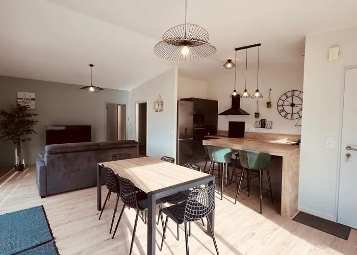 빌라 La Garenne, Piscine Et Pinede *